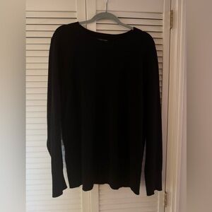 Universal Standard Women’s Cashmere Black Crewneck Sweater